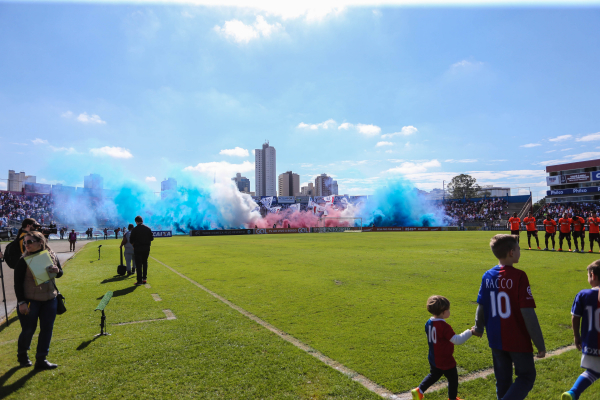 "A Vila Capanema: jogo com o Flamengo deve ser em Curitiba"