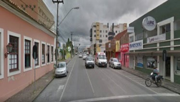 In\u00edcio da Rua Coberta deve ser na Rua Sete de Setembro, esquina com a Rua do Centen\u00e1rio