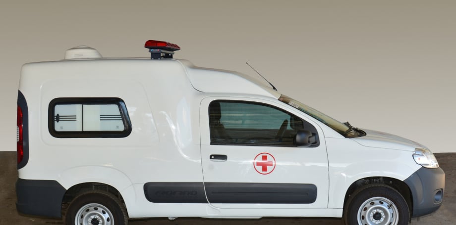 Fiorino versão ambulância custa R$ 33.500 a mais que o modelo normal