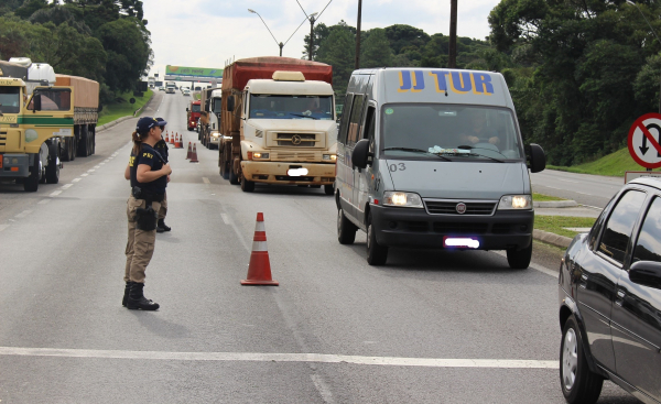 PRF e Ecovia durante ação da Serra Segura