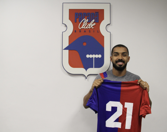 Paulo Henrique: de contrato novo