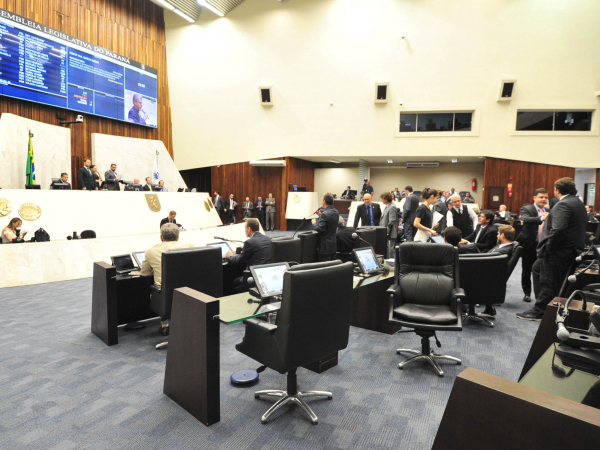 Assembleia: reforma administrativa de Ratinho Jr é primeira pauta