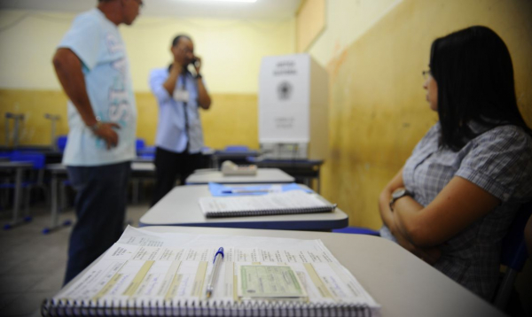 Número de mesários voluntários registrado até agora em 2020 no Paraná é mais de quatro vezes superior a 2018