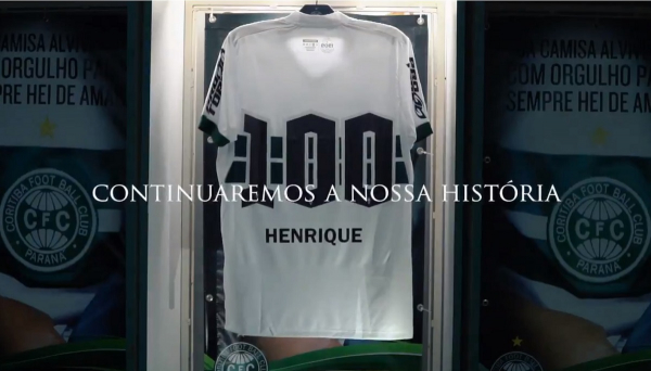 Coritiba anuncia a chegada do zagueiro Henrique: 99 jogos pelo clube