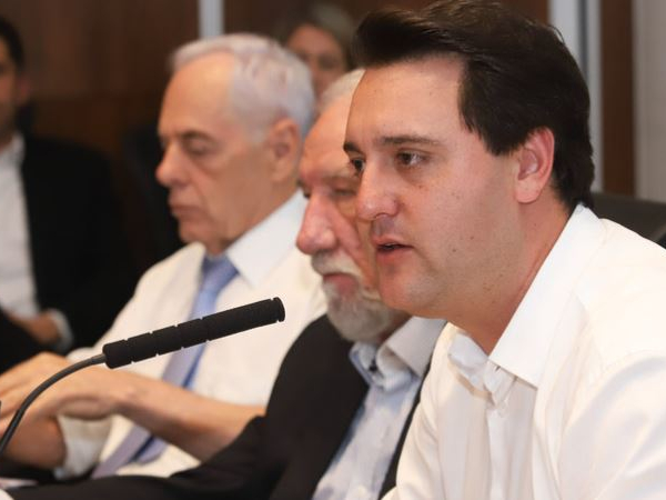 Ratinho Jr: rever qualquer “furo”