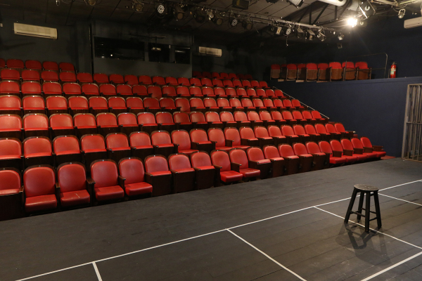 Teatro Lala Schneider, um dos mais tradicionais de Curitiba: ribalta corre risco