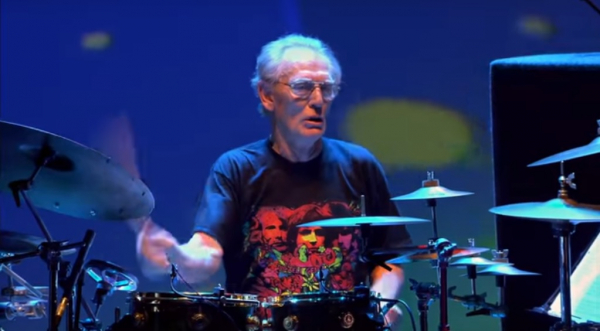 Ginger Baker: músico britânico é considerado um dos maiores bateristas da história
