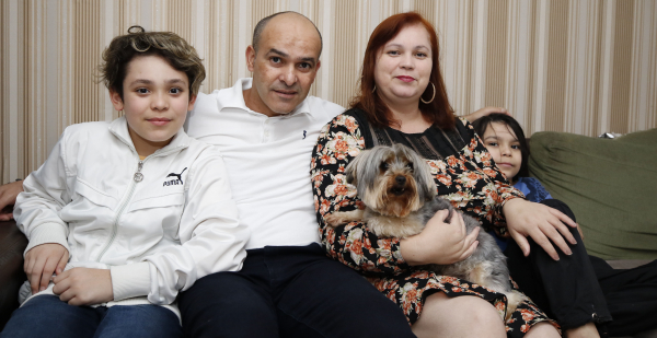 Deise Godói perdeu a mãe para a Covid e viu o marido intubado ao mesmo tempo
