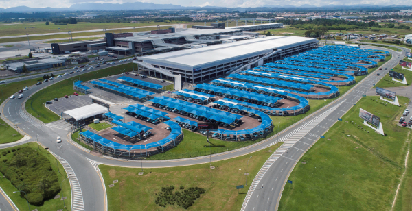 Aeroporto Internacional Afonso Pena, em São José dos Pinhais