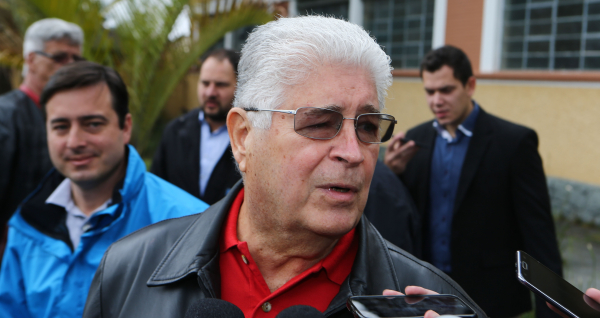 Requião: partido pretende lançar ex-senador para disputar o governo