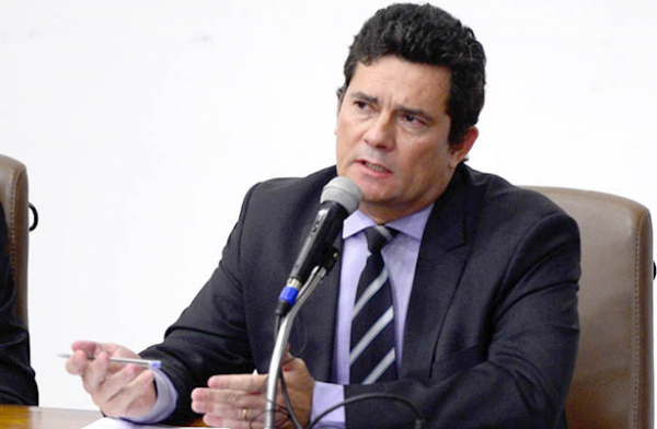 Moro: conversas de bastidores