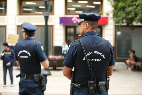 Proposta determina que as câmeras e equipamentos de GPS devem ser acionados no início do turno dos guardas municipais e só podem ser desligados ao final do expediente