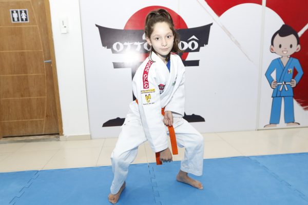 Luana treina desde os cinco ano e é vice-campeã nacional