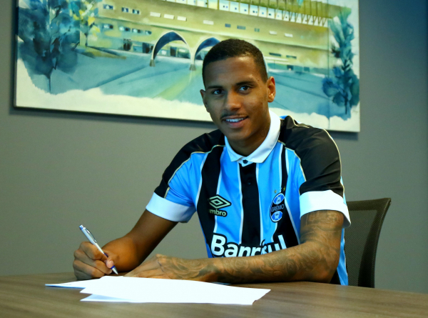 Da Silva: emprestado pelo Grêmio ao Paraná Clube