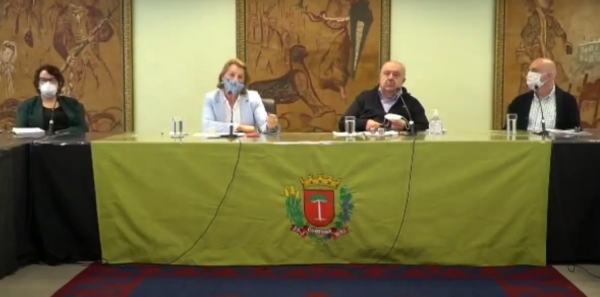 Entrevista coletiva nessa sexta-feira