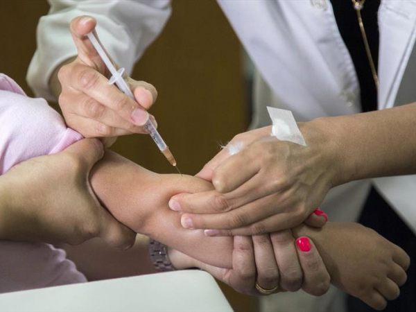 Pessoas de 9 a 59 anos devem ser vacinadas contra a febre amarela
