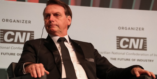 Bolsonaro: "O PT quer uma busca e apreensão na casa do meu filho"