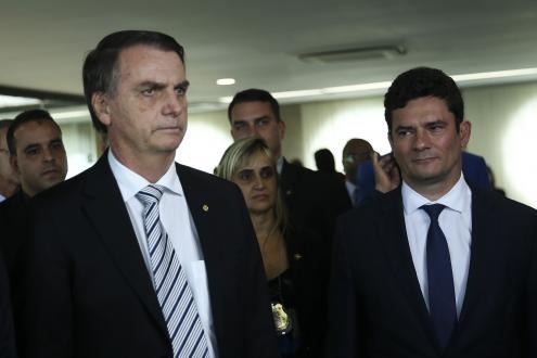 Bolsonaro e Moro: troca de acusações
