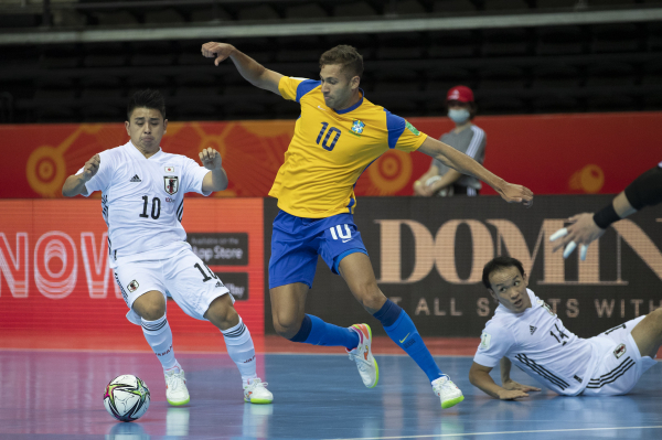 Brasil 4x2 Japão