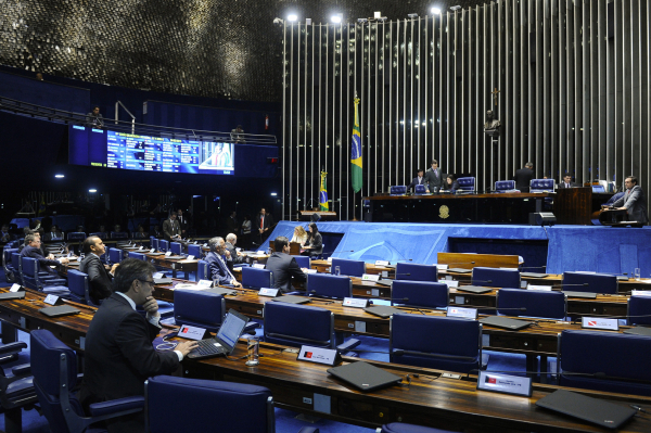 Senado: proposta de "CPI da Toga" já teria 27 assinaturas