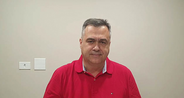 O secretário Beto Preto