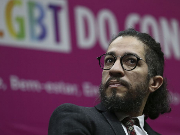 Jean Wyllys: parlamentar vive sob escolta policial desde o assassinato da vereadora Marielle Franco