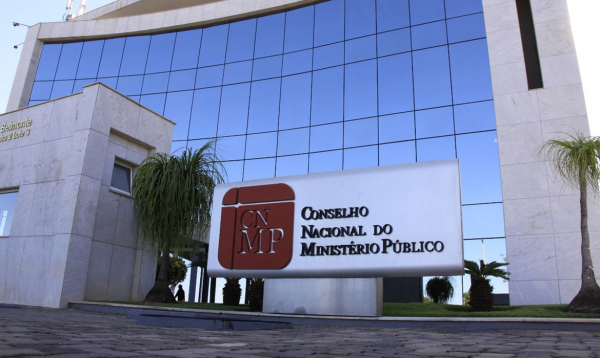 Texto amplia a influência política sobre o famoso 'Conselhão'