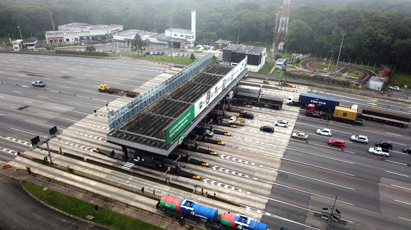 Pedágio: De acordo com a acusação do MPF, a organização desviava recursos arrecadados pela Econorte que deveriam ser destinados a obras nas rodovias. 