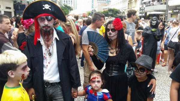 Zombie Walk em Curitiba