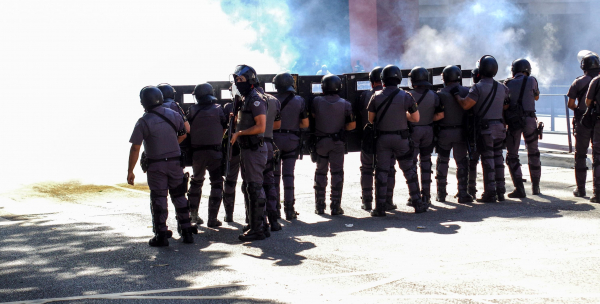Confronto começou após encontro entre manifestantes pró e contra Bolsonaro