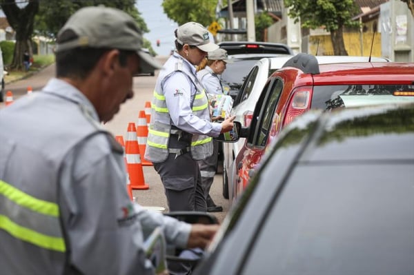 Agentes de trânsito estarão em escolas com grande movimento no seu entorno