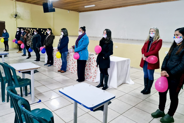 Mais de 500 escolas estaduais retomam aulas presenciais