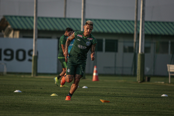 Neílton: ele pode voltar ao time
