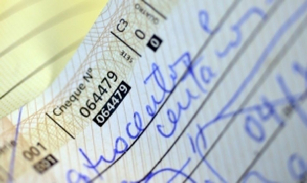 Foram compensados 218,9 milhões de cheques no ano passado