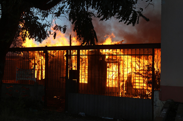 Incêndios em edificações são muito comuns