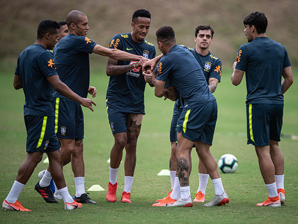 Treino desta quinta-feira da seleção brasileira