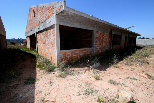Obra de escola em Campina Grande do Sul investigada na operação Quadro Negro (Foto: Wagner Araújo/TCE)