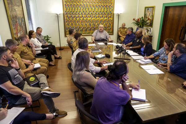 Prefeito se reuniu com representantes da Polícia Militar do Paraná e órgãos municipais para definir planejamento para Carnaval