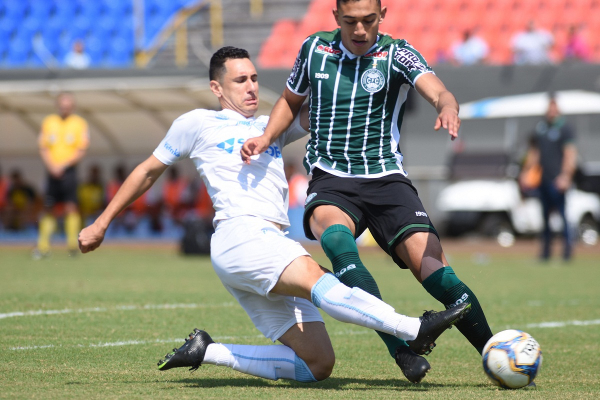 Higor Leite desarma Vitor Carvalho