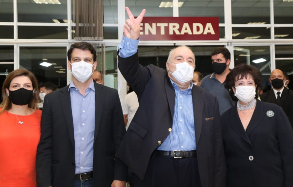 Greca (DEM): 95,12% das urnas apuradas, o prefeito tem 475.889 votos