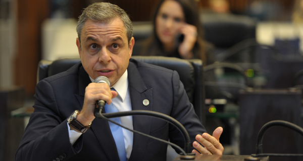 Arruda: deputado do PSL alega que rede violou Código Brasileiro das Comunicações com ataques a Bolsonaro