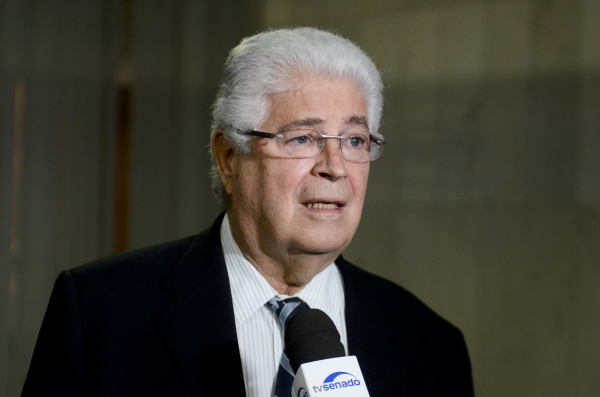 Requião (MDB): ex-senador elogiou Goura (PDT) e pré-candidato do PT
