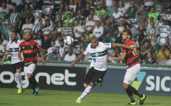 Rodrigão enfrenta o Sport, no Couto Pereira