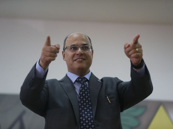 Witzel: performance vetada faz referência à tortura durante a ditadura militar