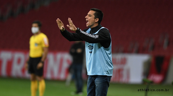 Eduardo Barros
