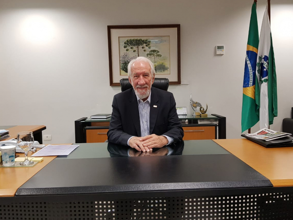 Piana: vice fica no cargo até dia 11