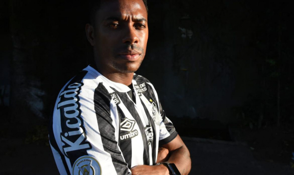 Robinho: "Imprensa colocou coisas deturpadas a meu respeito"
