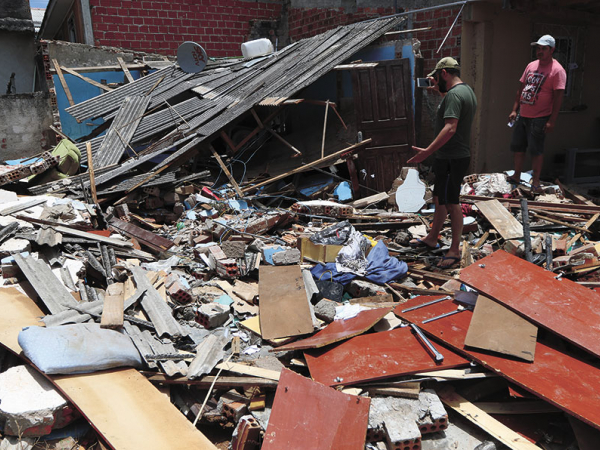 Destruição em Colombo: chuvas afetaram pelo menos 300 pessoas na RMC