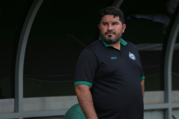 Eduardo Barroca: bem nos gols pró, mas mal nos gols sofridos