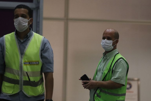 Imagem no Aeroporto do Galeão, no Rio: prevenção